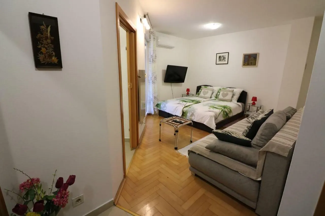 Apartament Benedetta Pula 0*,
